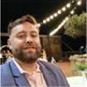 Docente de vocación, quiero minimizar la brecha de la tecnología con la educación tradicional. 