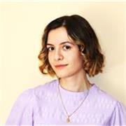 Dedicated English tutor with extensive experience looking to teach private English lessons to people of all ages.