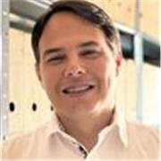 Especialista en Metodología de la Investigación, Diseño de Proyectos y Análisis Crítico