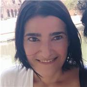 Biologa y monitora escolar ofrece clases de todas las asignaturas y servicios de canguro. 10 años de experiencia