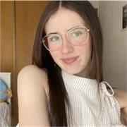 Soy una persona alegre, motivada, con ganas de poder ayudar a los niños a aprender de manera más divertida, y no como un deber.