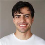 Professor de Inglês com experiência internacional e 5 anos de ensino: fluência, confiança e aulas personalizadas para você!