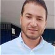 Professeur d’informatique pour tous les niveaux, diplômé en réseaux et technologies éducatives, avec 17 ans d’expérience