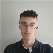 Je donne des cours de mathématiques et de physique, en m'adaptant à chaque enfant