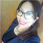 Profesora ofrece clases y asesorías en las áreas de periodismo, comunicación, gerencia y educación
