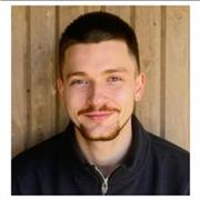 Native German speaker with strong academic linguistic background. Aimed at anyone who wants to learn language interactively.