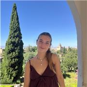 Graduada en bachillerato tecnológico y actualmente cursando cuarto curso en ingeniería aeroespacial.
Clases particulares en León.