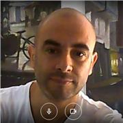 Profesor profesional imparte clases personalizadas de dibujo