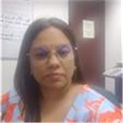 Profesora de Estadística, para estudiantes de primeros semestres universitarios, así cómo, estudiantes de bachillerato