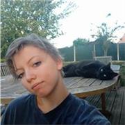 Étudiante en L3 de physique, je fais de l'aide aux devoirs/soutien scolaire aux jeunes de la primaire au lycée