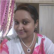 I give private lessons tailored to the level and need of the student.