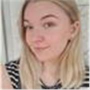 J'ai toujours été très bonne élève.Je travail avec des maternels mais également avec des primaires et des collégiens