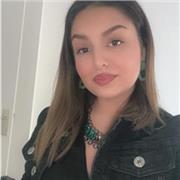 Professeur particulier/ étudiante donne soutien scolaire aux étudiants de primaire et collège