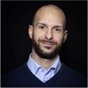 Avvocato civilista, impartisce lezioni in Diritto Civile, Costituzionale, Processuale Civile