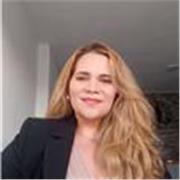 Me defino como profesor innato pq no soy titulado pero en el cuidado y apoyo a niños llevo 2 años