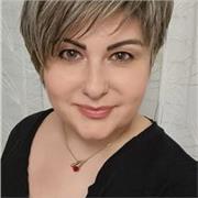 Dynamic, dual‑qualified language educator offering Greek and English lessons to learners of all ages and backgrounds.