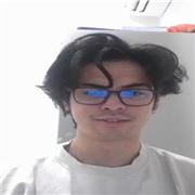 Sono uno studente di ingegneria, dò ripetizioni di matematica a studenti di medie e superiori