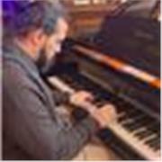 ¡Descubre la magia del piano y siente la libertad de tocar con confianza! 🎹