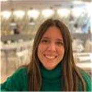 Ragazza di 3° superiore Impartisce lezioni di matematica per ragazzi fino alla terza media