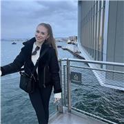 Imparto clases de apoyo en general. Para realizar los deberes o estudiar. Las matemáticas me han encantado siempre. No más 15 años