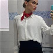 Estudiante universitaria ofrece ayuda en primaria y ESO