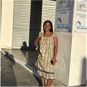 Responsable, organizada, amable y con ganas de trabajar y seguir estudiando.