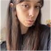 Estudiante de lenguas modernas y sus literaturas, hablo 4 idiomas y tengo conocimientos de lengua  y un nivel C1 de inglés 