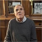 Professore laureato in giurisprudenza e filosofia, offro ripetizioni a studenti di scuola superiore, universitari e laureati