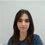 Estudiante que actualmente está cursando el bachillerato social y busca una pequeña fuente de ingresos.