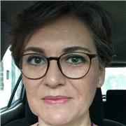 Laureata in informatica impartisce lezioni di matematica per tutti gli indirizzi di medie inferiori e superiori. Doposcuola per medie inferiori