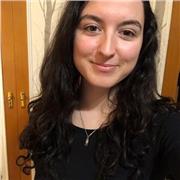 Estudiante de 4º año de Cultural Studies enseña inglés desde primaria a bachillerato, preparación de exámenes online y presencial