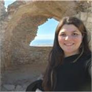 Soy una profesional comprometida con el éxito de mis alumnos. Por lo que siempre buscaré resaltar el talento de mis estudiantes 