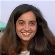 Soy graduada en Historia del Arte y especialista en arte contemporáneo. Puedo impartir clases de Historia, arte o filosofía