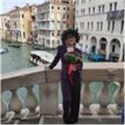 Neolaureata in lingua e letteratura spagnola offre lezioni private per ogni livello