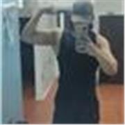 Entrenador personal con experiencia en calistenia y gimnasio apto para todas las edades y niveles. 