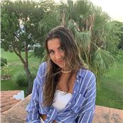 Doy clases particulares de biología, lengua e historia especialmente, pero podría adaptarme a otras materias