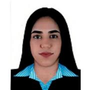 Profesora Danis da clase hasta niños de 12 años