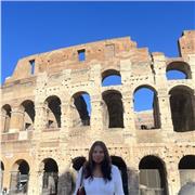 Soy una persona activa y muy cariñosa, ayudo con refuerzo a niños de primaria