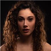 Profesora de repaso de lenguas (castellano, catalán e ingles), artes y ciencias para todas las edades