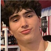 Profesor con alto nivel y con experiencia enseñando a niños de edades variadas