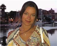 Profesora de español nativa con varios años de experiencia impartiendo clases particulares de música, imparte clases particulares de español para extranjeros para niños y adultos de todas las edades. preferiblemente online, o a domicilio en ronda (málaga)