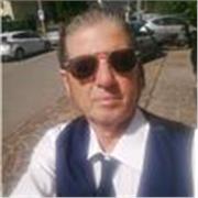 Diplomato e con poca esperienza ma con molta passione impartisco lezioni di matematica, inglese, italiano
