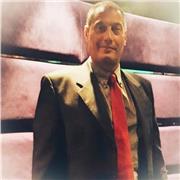 Docente presso varie scuole di vari livelli offre lezioni di Italiano e per stranieri