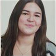 Estudiante de arquitectura que imparte clases de matemáticas, física y lengua hasta cuarto de la ESO