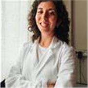 Offro lezioni private a studenti del liceo soprattutto in biologia, forte della mia esperienza come ricercatrice in medicina