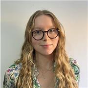 Professeure de français pour tous niveaux (dynamique, bienveillante et native)