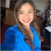 Soy profe Colombiana apasionada por dictar clases particulares de español e inglés mediante un proceso intercultural y dinámico