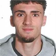 Soy una persona alegre, trabajadora y comprometida que busca dar clases particulares y así poder enseñar y ganarme unos ahorros