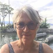 Je suis titulaire du DAEFLE et j’ai également passé l’option enseignement à un public n’ayant jamais ou très peu été scolarisé