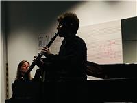 Clases de clarinete, piano y teoría musical